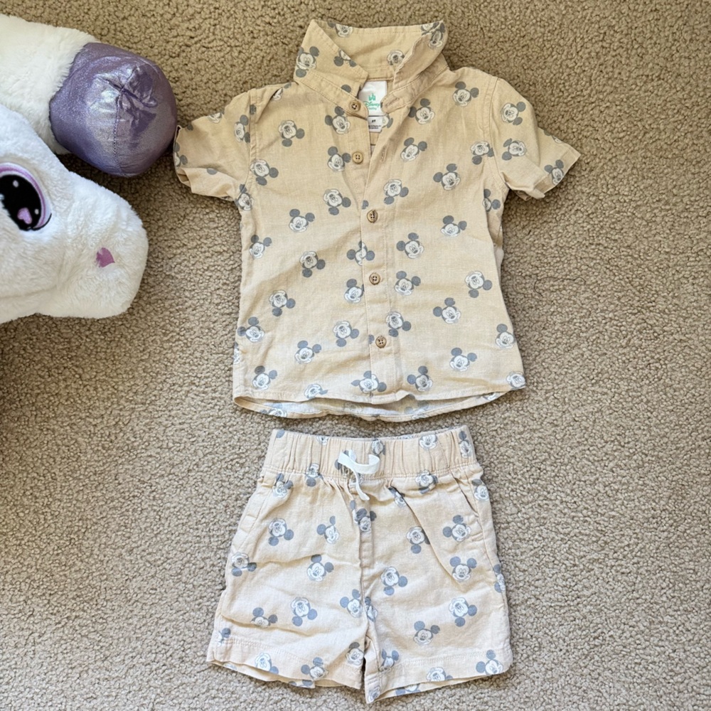 🐥 Disney Baby Mickey Mouse Button-Up Shirt & Shorts Set (2T)
